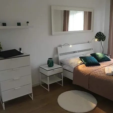 Chill Azure Premium Апартаменти *