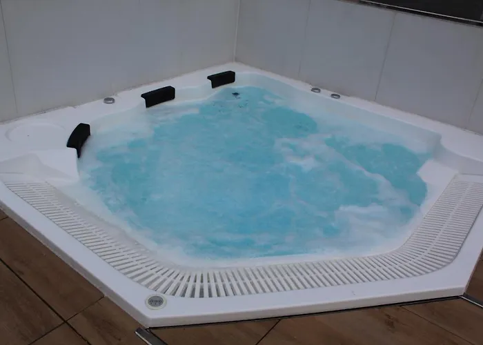 Chill Azure Premium דירה קולובז'ג